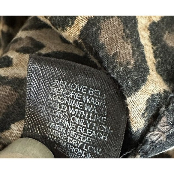 Express Design Studio Animal Print Dress 2 Button Down Shirt 3/4 Sleeve Pencil - Picture 7 of 8